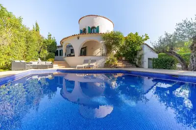 Image de Anaïs : Villa extraordinaire à 5 minutes de la plage