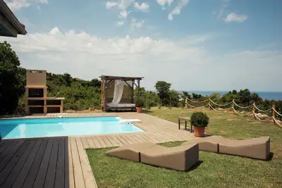 Image de Maison d’exception avec une vue imprenable sur le Golfe d'Ajaccio.