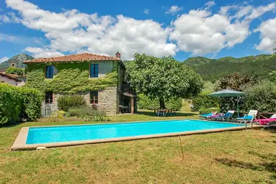 Image de House with private pool at 2, 8 km from Castiglione di Garfagnana. Panoramic view