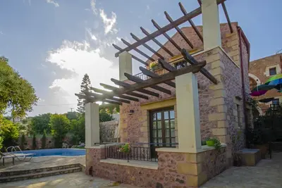 Image de Villa en pierre partagée piscine et vue sur la mer, 1chambres, wifi, barbecue