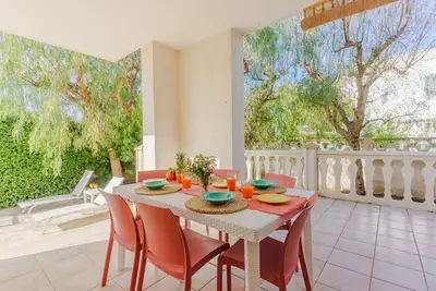 Image de Maison de vacances à Santa Sabina- nouvelle avecun grand jardin. A 250 m, la mer