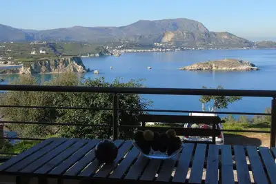 Apt de 170 m2 ★ Vue mer ★ Marcher jusqu'à Taverna, épicerie