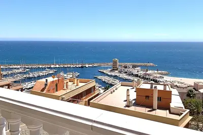 Image de Grand appartement - Balcon - Magnifique vue sur la mer - Wifi - 7 personnes