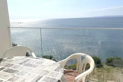 Image de Mc3-1ÂŞ linea con vista al mar y parking privado