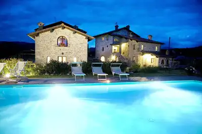 Image de Villa Case D'Arno piscine privée proche de Florence, clôturée, wifi