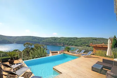Barbara: Villa de luxe avec vue sur la mer et piscine privée