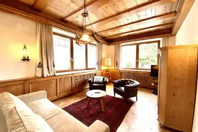 Image de Maison de vacances avec atmosphère de chasse avec piscine, jardin, animaux acceptés