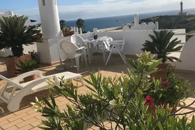 Ferragudo, emplacement de rêve, appartement avec vue sur la mer et beaucoup d'espace, terrasse de 100 m²