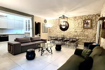 Image de Aristocratic Townhouse Marais 5 bedrooms + playground room