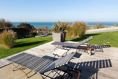 Image de Domaine du Grand Bec - La Maison de Jacky, piscine, tennis, plage, vue mer