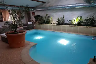 Image de Propriete 5 ***** Tres spacieuse, Piscine chauffée interieure et Sauna