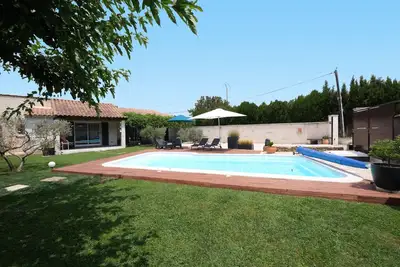 Image de Location vacances maison piscine Mouries Ls1-312