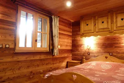 Image de Chalet 5 étoiles à la Montagne 5 chambres avec douche et sauna