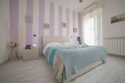 Image de ⭐Bel Appartement Moderne & Chic en face de la rue Église Pierre et Vatican⭐