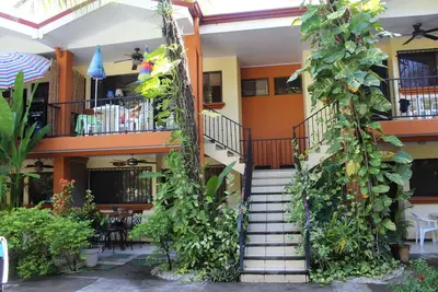 Image de 2 Br \/ 1 Ba, 2 vélos-poissons Polonais-Snorkel Gear-Private Lounges, Ac \/ Ventilateurs, Bbq, Dvd Wi