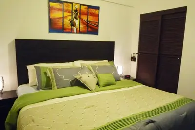Image de Modern Apartment w \/ piscine