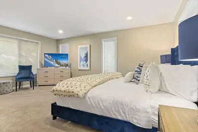 Image de 💸�� SPÉCIAL $ 🏞 Près des canyons avec bain à remous privé + foyer