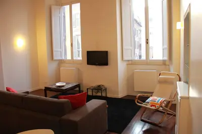 Image de Un abordable Modern Flat près de Spanish Steps