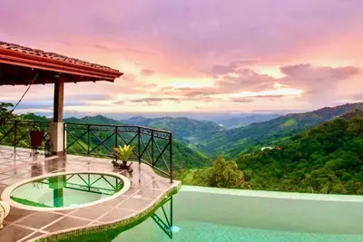 Image de Plantation House W Vues spectaculaires sur les montagnes et le Pacifique; Option Tours locaux