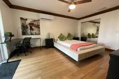 Image de Studio au coeur de Wellington, à 3 miles du Polo Club