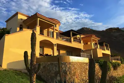 Image de Superbe Villa De Montecristo Avec Options De Golf, Spa Et Tout Compris En Option