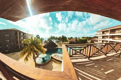 Image de Condo de luxe 3 Br \/ 3 Ba en bord de mer - Ambergris Caye, Belize