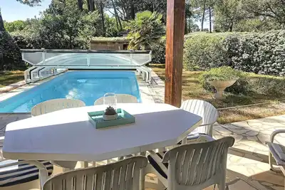 Soustons plage, agréable villa T4 avec piscine