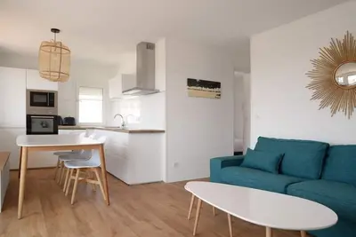 Image de ☆Chalet Alaric &jacuzzi N°46 ilot 1ère ligne☆sur plage des chalets☆vue mer 24h24☆