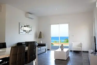 Image de Villa 1 standing bord de mer, vue imprenable sur le golfe de Saint Florent