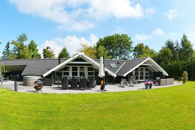 Image de Chalet lumineux avec bain a remous -- By Traum Ferienwohnungen
