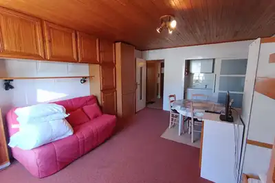 Image de Petit prix studio 4 pers. proche pistes et commerces avec balcon sud, acceptant animaux