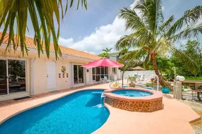 Image de P13 Maison 3 Chambres avec Piscine Priv��e