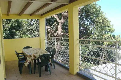 Image de Homerez - Maison Confortable Ă Saint Paul avec Vue sur la Mer