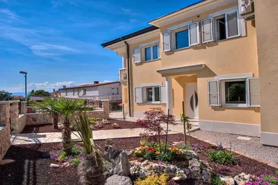 Image de Nouveau Villa à Njivice sur l'île Krk-piscine, barbecue, vue mer, jardin ****