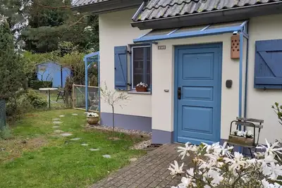 Image de Maison de vacances 'Hendrijke' sur le lagon dans l'idyllique Kamminke, Wi-Fi, d'un sauna, cheminée
