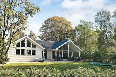 Image de Maison de vacances pour 16 a Dronningmølle