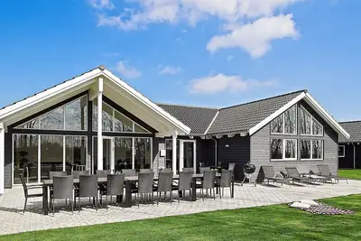 Image de Maison de vacances pour 16 a Hasselberg