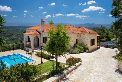 Image de Family Friendly Large Villa Iris w\/ Private Pool, Childrens Area & 4km to beach