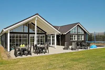 Image de Maison de plage de luxe avec piscine