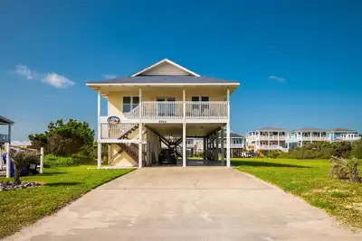 Image de A Watts Landing: 4 Chambres / 2. 5 Bath nautique maison avec vue sur l'océan