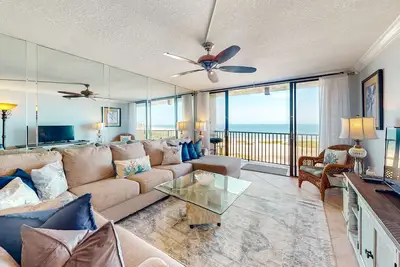 Image de Nouvelle Liste! Condo en bord de mer calme avec bain à remous partagé, piscine et vue imprenable!