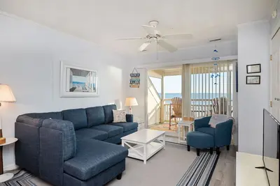 Image de Un rêve devenu réalité: Condo Oceanfront avec piscine communautaire