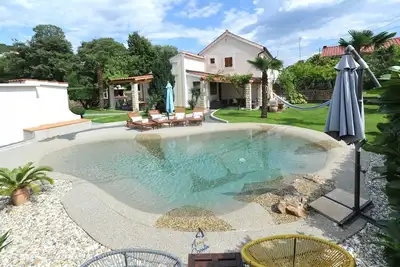 Image de Charmante villa 3 chambres pour 6 personnes avec piscine près de la plage