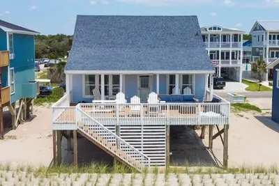 Image de Summer Sands: 4 Bed / 2 Bath Oceanfront Accueil sur West Beach