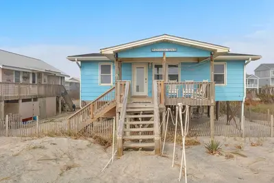 Image de Cabana Boy: 4 Br / 2 Ba maison à Oak Island, pour 10 personnes