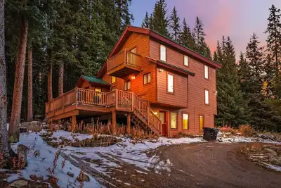 Image de Évadez-vous dans une retraite à Brookside dans les bois!