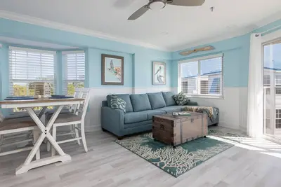 Remote Condo w \/ Open Ocean Views, location de piscine et de kayak sur la plage privée