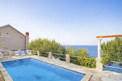 Maison de vacances privée avec piscine privée, climatisation, Wifi, Tv, terrasse, parking