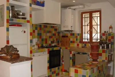 Image de Maison typique au coeur du panier