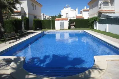 Image de Special Offer Miami Playa, Costa Dorada, large pool, free Wifi fiber 300mb
